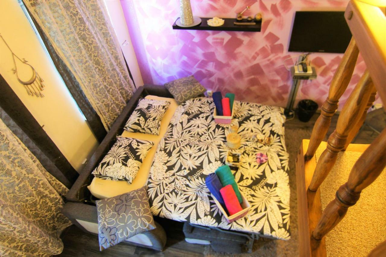 Central Cozy Apartment براغ المظهر الخارجي الصورة